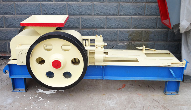 Double roller crusher